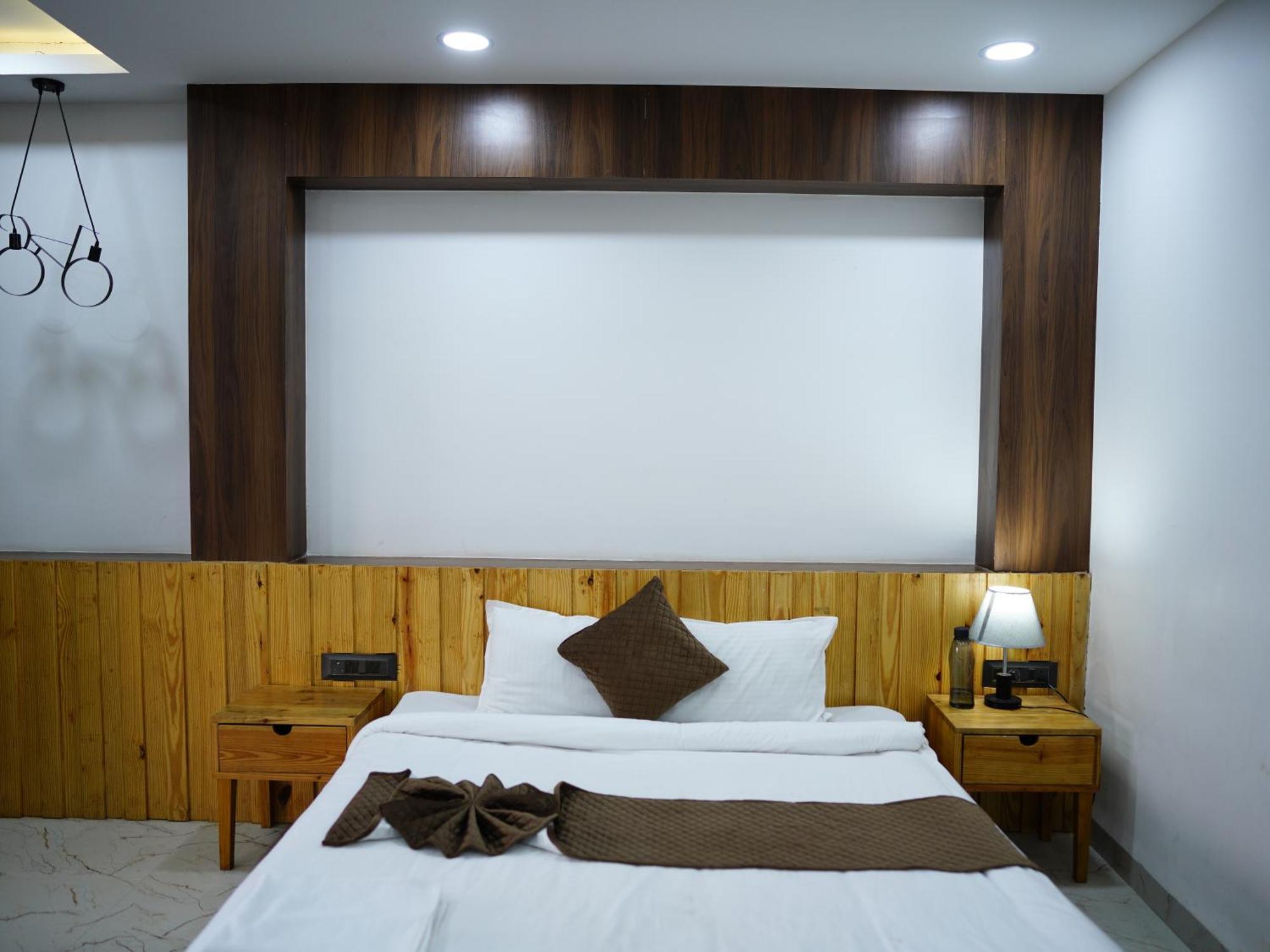 Fun O Farm Luxury Farm Villa Indore Bagian luar foto